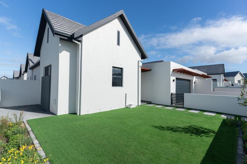 3 Bedroom Property for Sale in Sitari Western Cape